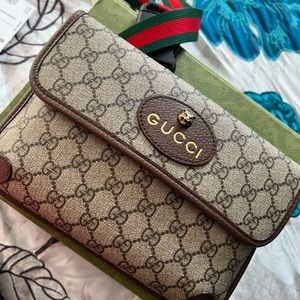 Gucci Belt bag. Gently used. Comes with duster, papers and box.
